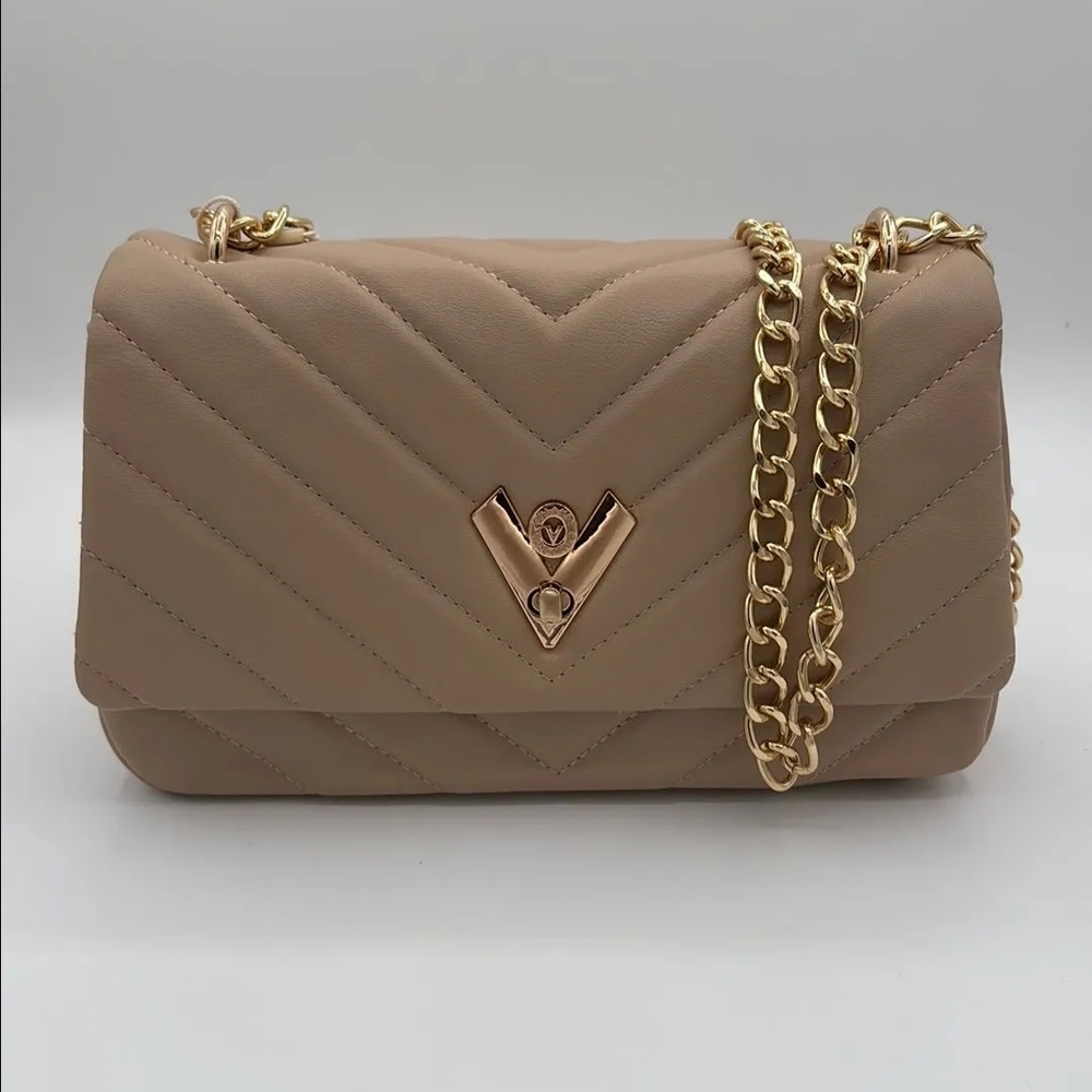 Chic Beige Quilted Shoulder Bag with Gold Chain